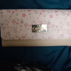 Nanette lepore wallet
